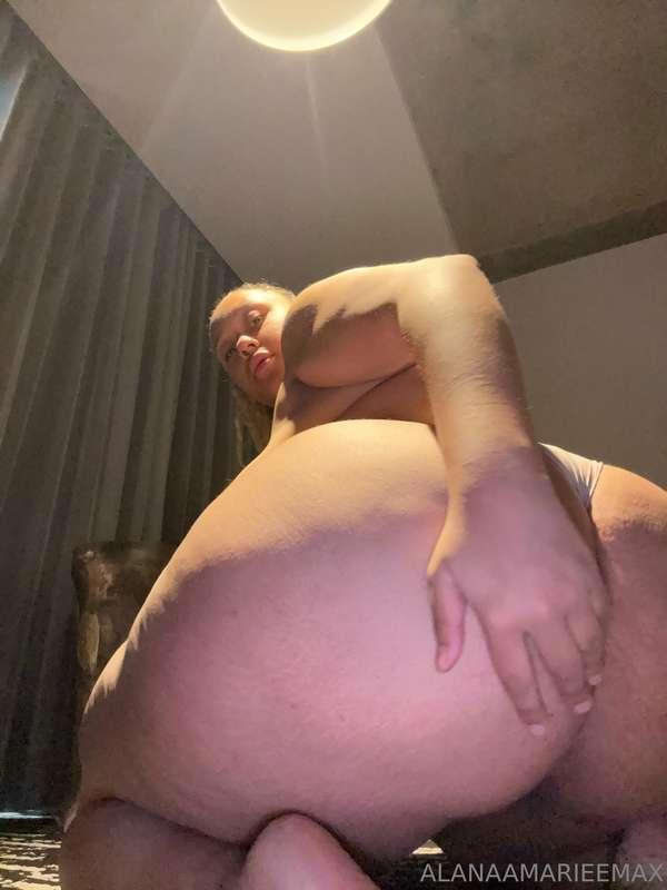 Your POV if you were eating my ass 😌 would you?