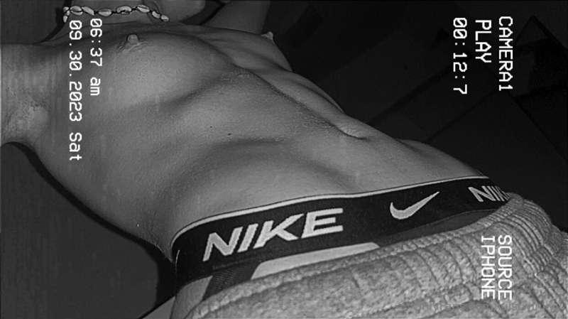 Lick me from top to bottom👅