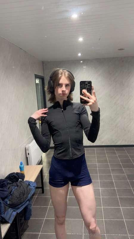 femboyuk1 image #0