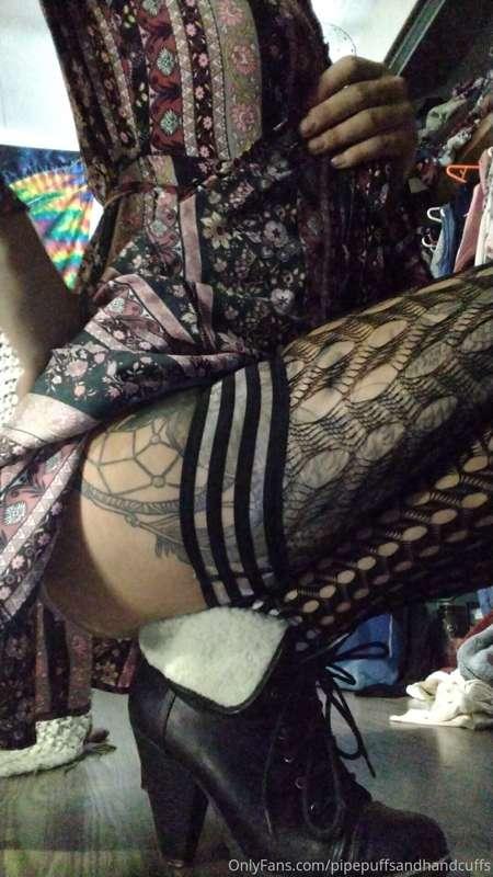 pipepuffsandhandcuffs image #1