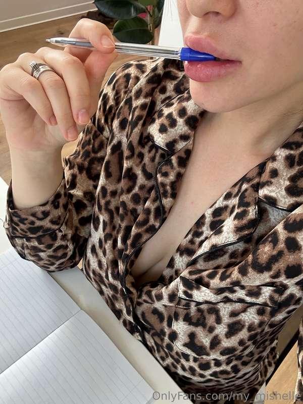 Being a student is so sexy😈