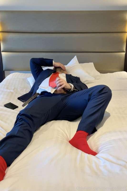 thesuitedboss image #3