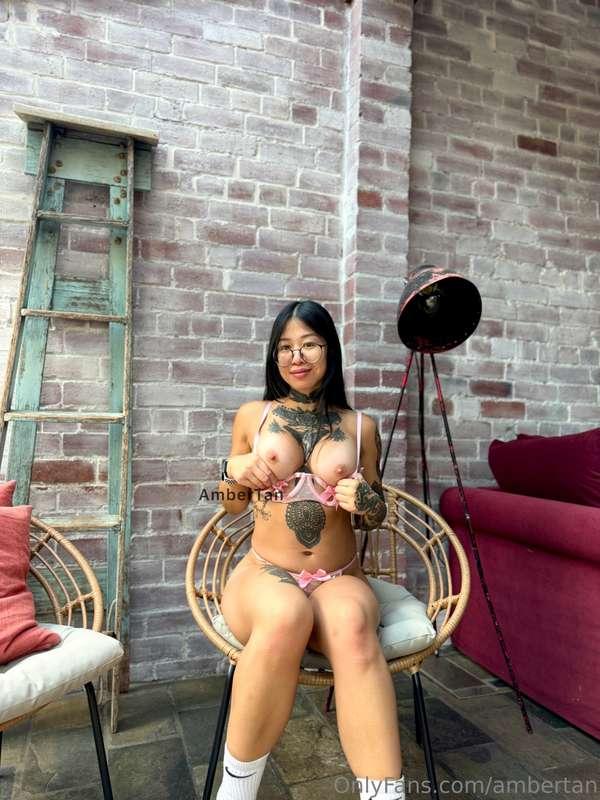 Alright... be honest... which nipple did you look at first!