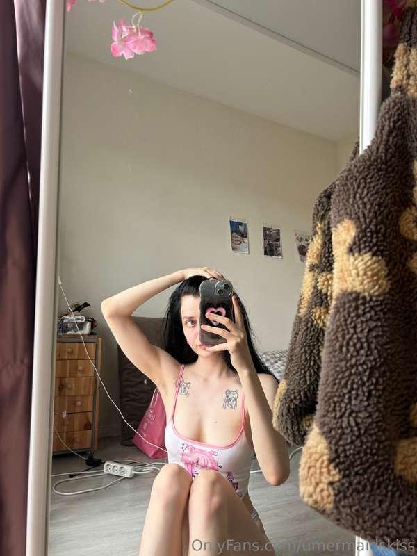 Feeling soft and playful in pink 💗 Who's ready to vibe with ..