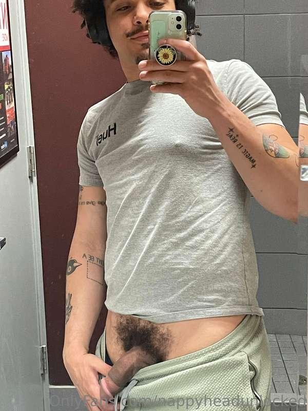 During and after the gym 💪🏽