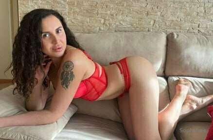 @cutemarry hot bitch from Spain 🇪🇸 who loves anal 🥵 she is n..