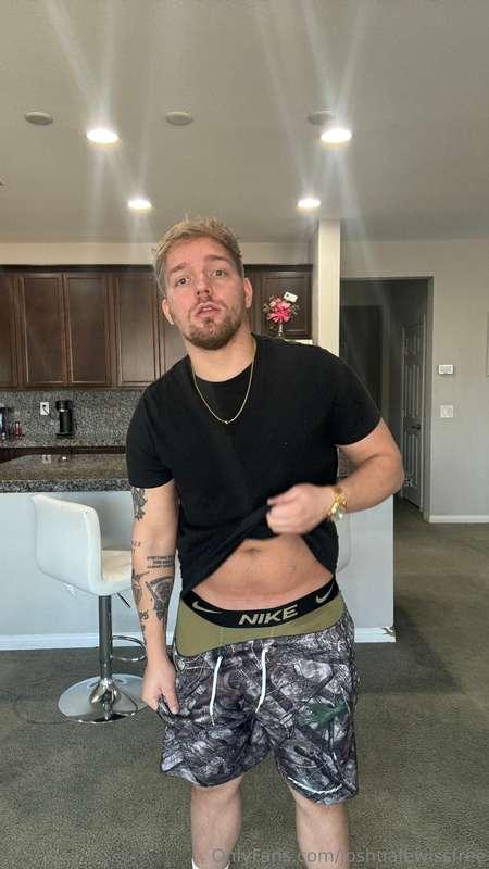 Just wanted to ***TEASE*** you 👅
