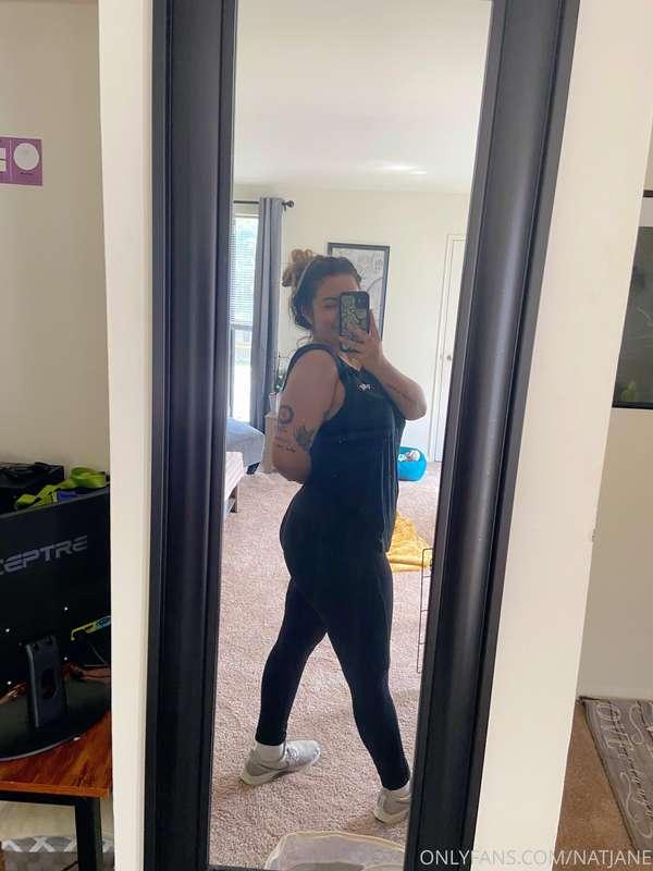 would you come workout with me? 🥵