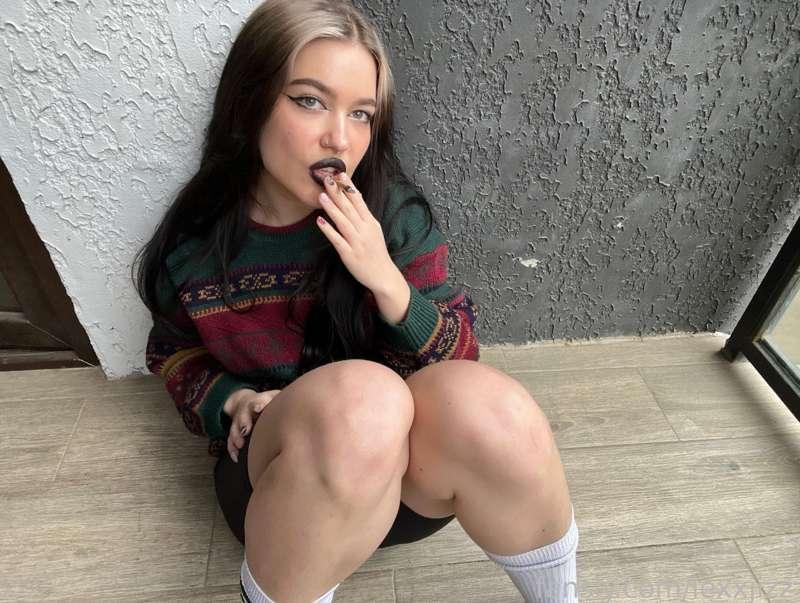 lexxjizz image #0