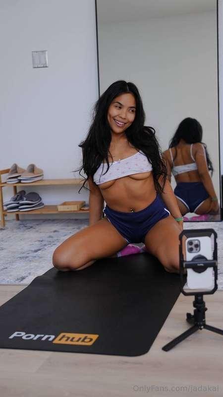 See you at my live tonight 6PM ( might be a bit late ) ;)