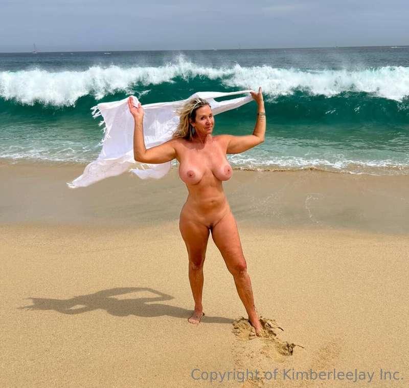 I miss naked on the beach days!