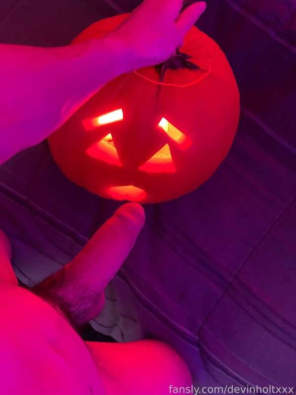 devinholtxxx image #2