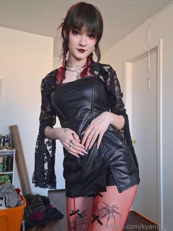 kyanikitty image #1