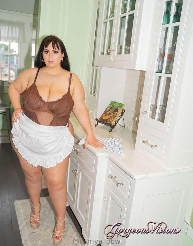 o_mya_bbw image #3