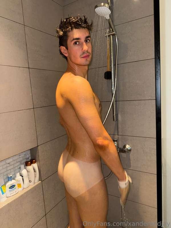 Xander appreciation post 🤤