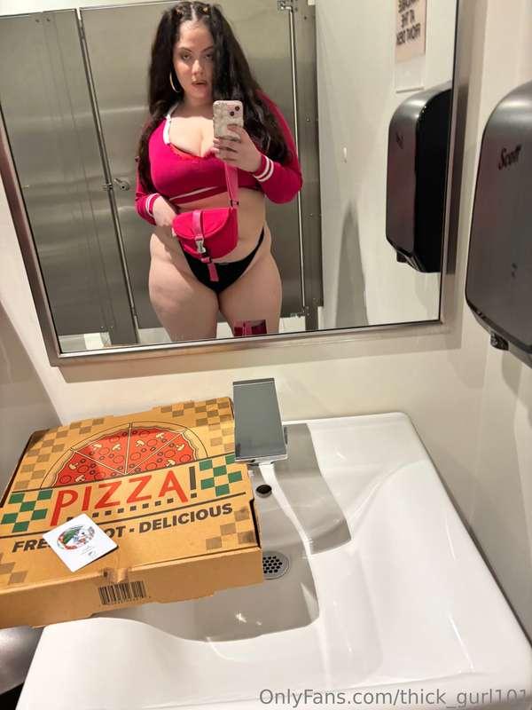 thick_gurl101 image #19