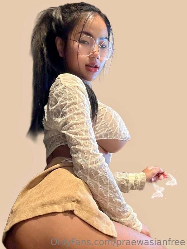 @praewasian