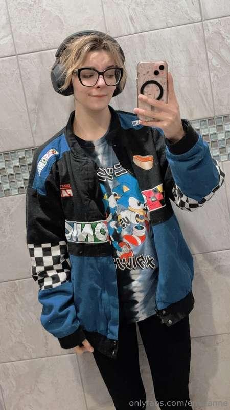Gym fit went kinda hard today, huh? 😎✌🏻 I managed to break a..