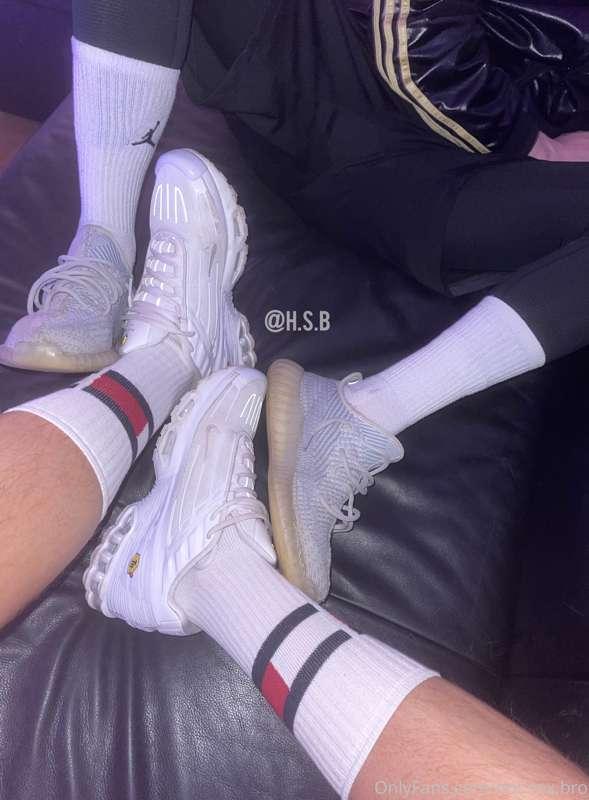 hot.sox.bro image #1