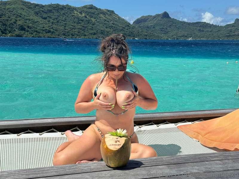 Do you like my coconuts?🥥 🥥🍹