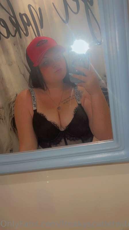 It’s the hat for me daddy 🥵💦