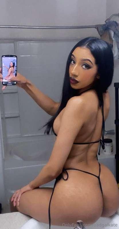 Do I look Naughty or nice? 😈