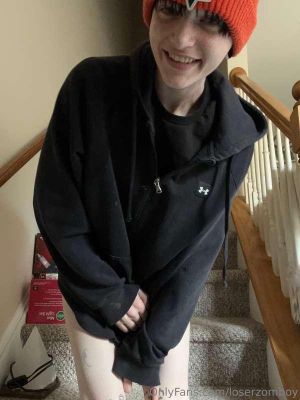 good morning:33 hope u dont mind if i go commando ??