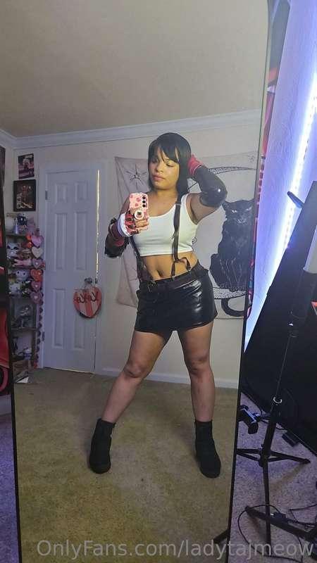So I was gifted a Tifa Cosplay from my Amazon Wishlist! I'm ..
