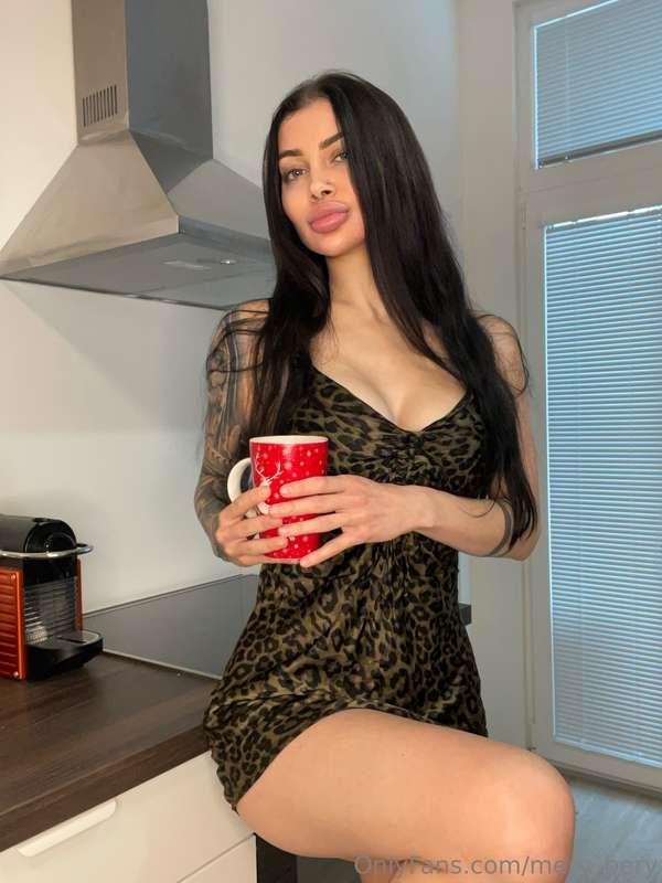 A cup of tea for you and me?😘