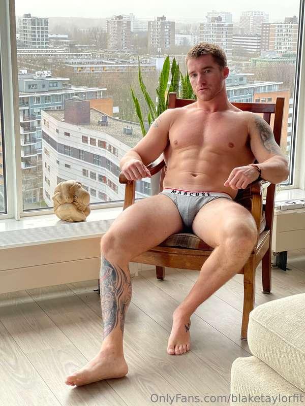 Would you sit on my lap? 