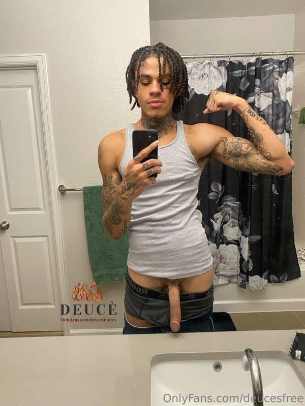 my body been looking so good lately😋 @deucesnudes 

https://..