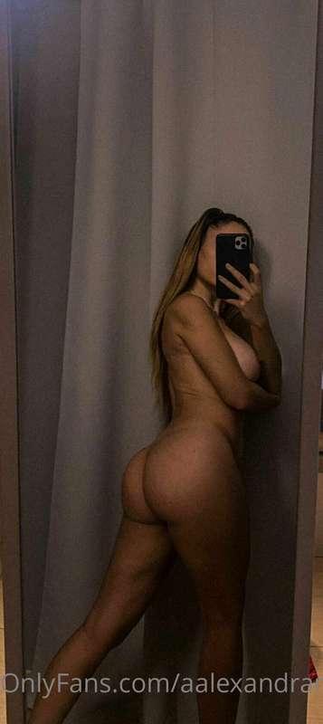 ¿ Hablamos ?😈
Estoy super cachonda ahora mismo🥵🥵