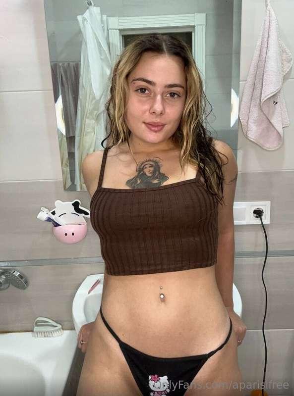 🔥𝗙𝗥𝗘𝗘 𝗢𝗡𝗟𝗬 𝗡𝗢𝗪🔥 @alyssabrooklynloves to CUM from adult men 🔞..