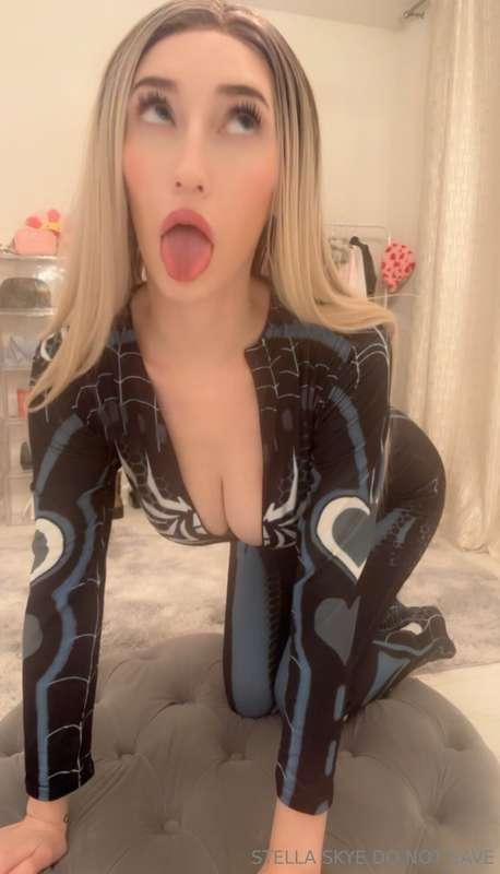 I’ll be going live on this page tonight 🥰 hope to see you th..