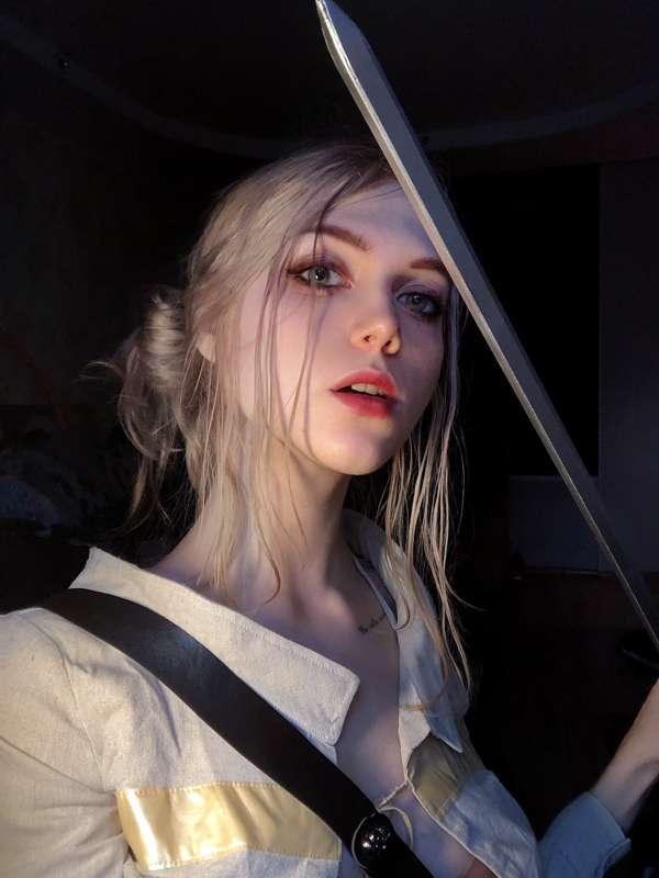 Cirilla cosplay