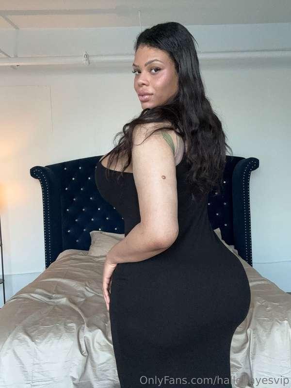 Can I sit on your face?🍑