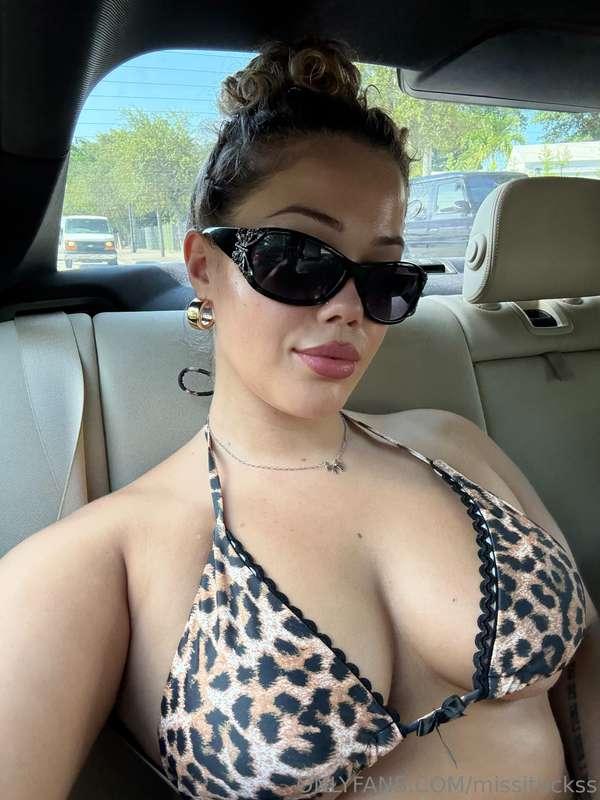 😎