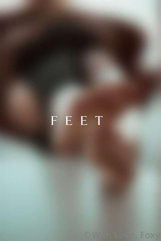 Where are my ***soft feet*** lovers?
I got some closeups for..