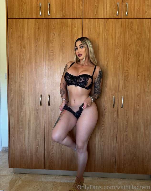 Do you think my pussy could take your cock? 😈