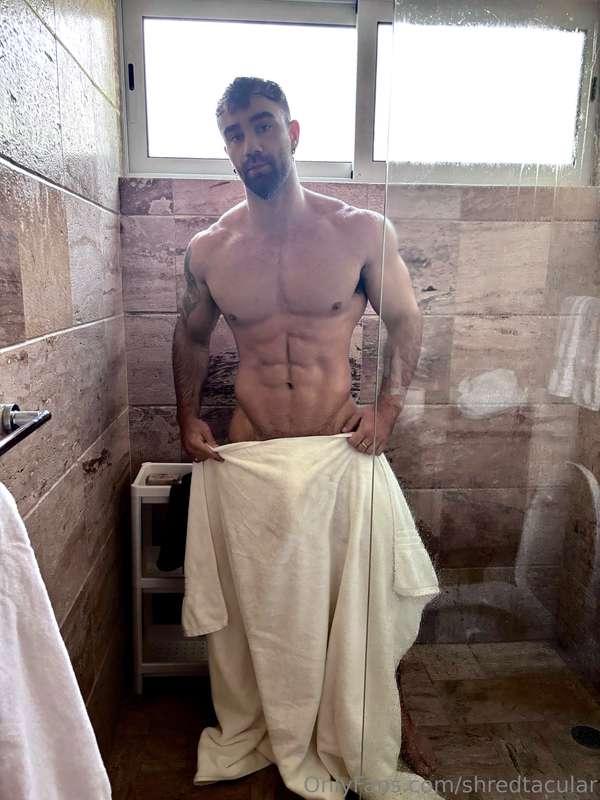 Once I drop this towel there is no going back 😌 drop a tip a..