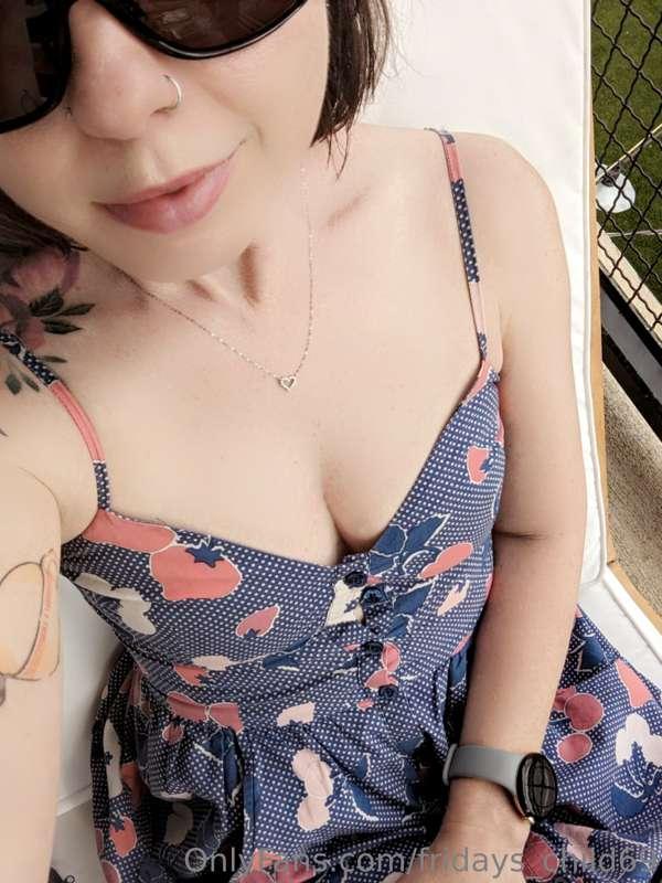 Remembering how good it feels to feel myself. Treat yo'self!