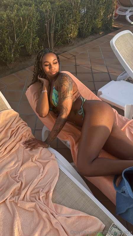 Green is the new black, and I'm the queen of this emerald em..