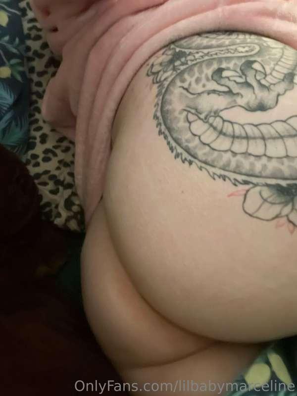 i love being in bed 😌