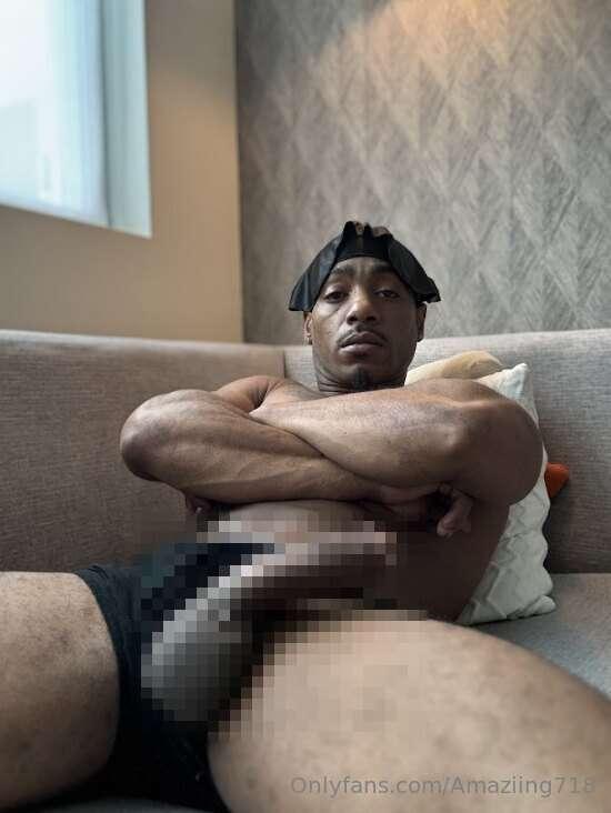 tell me if your ass needs filling up 💦