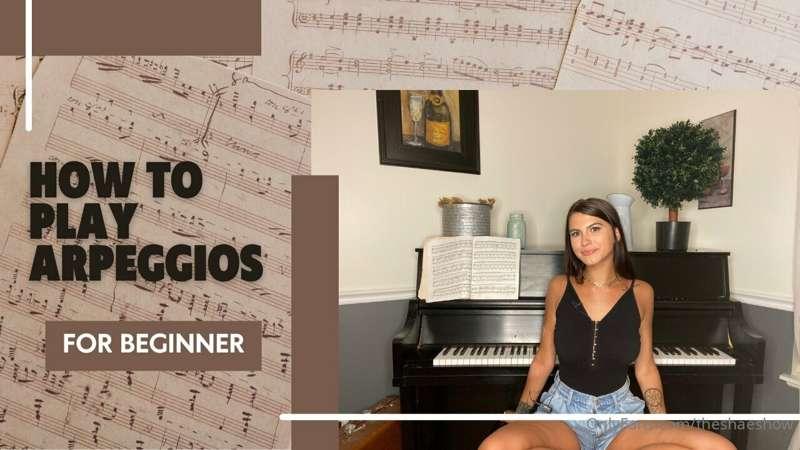 what we’re up to this week: playing arpeggios on the piano !..