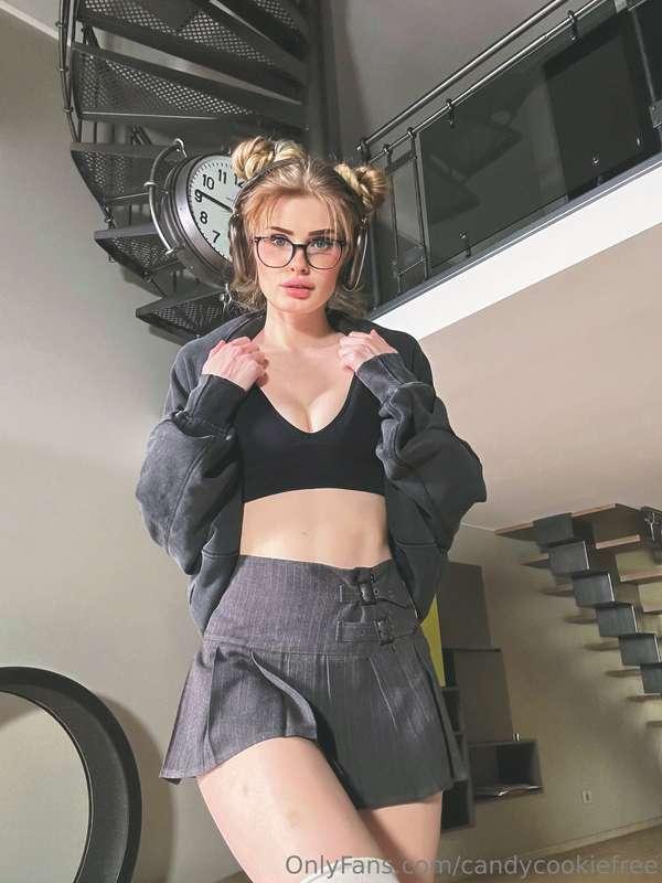 Hello dear!😘 Consider subscribing to my exclusive VIP⭐ accou..