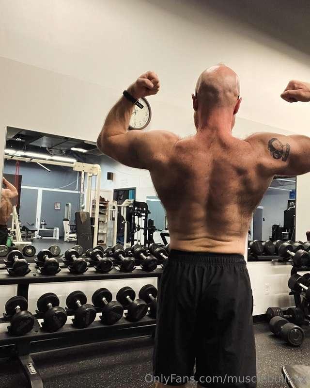 musclebullxxx image #10