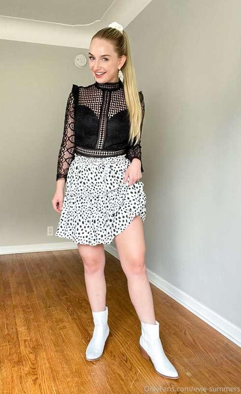 Felt cute 🥺😇 Happy Friday 💦 I hope you cum a fuck ton!
