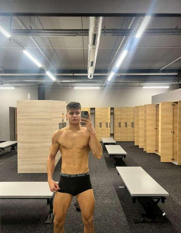 @josh_mendes is straight-up fire — perfect smile, insane bod..