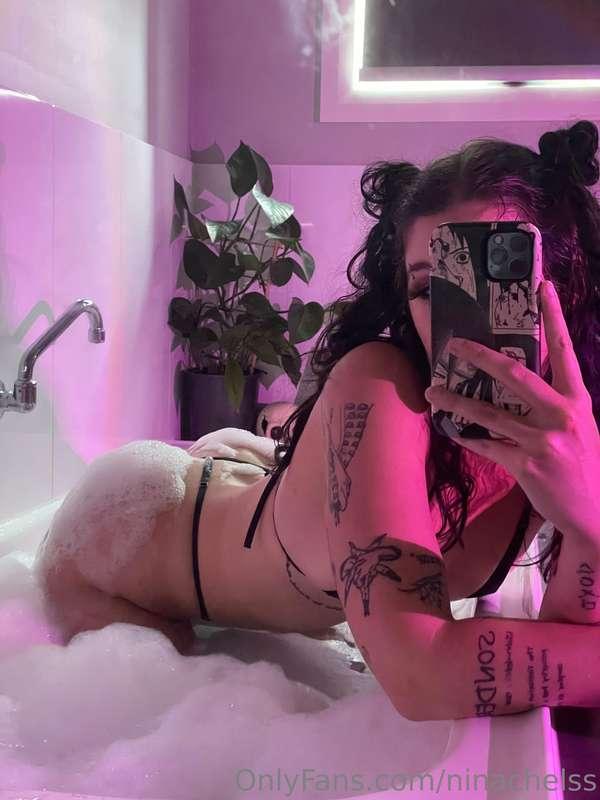 these photos are sooo sexy i can't wait for you to see them ..